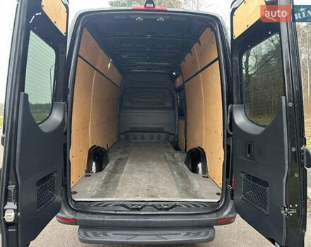 Черный Мерседес Sprinter, объемом двигателя 2.2 л и пробегом 370 тыс. км за 23800 $, фото 28 на Automoto.ua