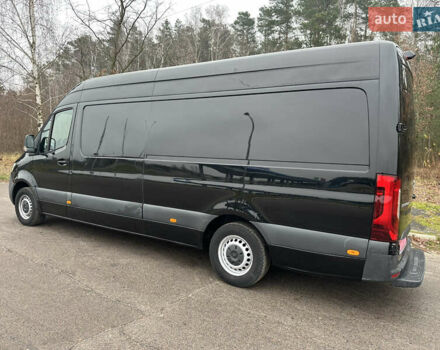Черный Мерседес Sprinter, объемом двигателя 2.2 л и пробегом 370 тыс. км за 23800 $, фото 7 на Automoto.ua