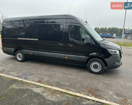 Черный Мерседес Sprinter, объемом двигателя 2.2 л и пробегом 370 тыс. км за 23800 $, фото 4 на Automoto.ua