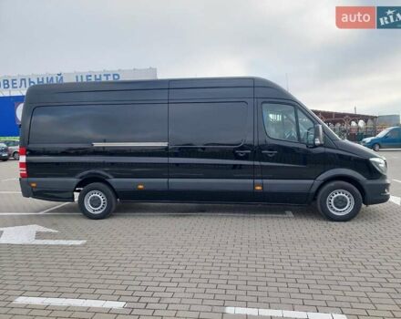 Черный Мерседес Sprinter, объемом двигателя 3 л и пробегом 280 тыс. км за 34822 $, фото 10 на Automoto.ua
