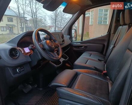 Черный Мерседес Sprinter, объемом двигателя 3 л и пробегом 196 тыс. км за 39900 $, фото 51 на Automoto.ua
