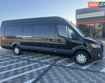 Черный Мерседес Sprinter, объемом двигателя 0 л и пробегом 430 тыс. км за 44977 $, фото 1 на Automoto.ua