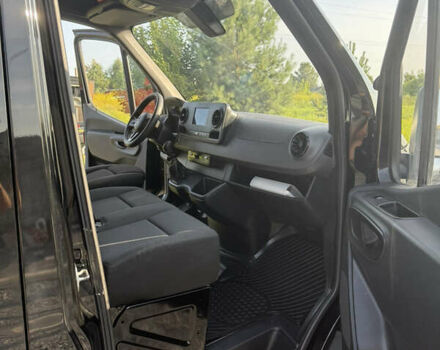 Чорний Мерседес Sprinter, об'ємом двигуна 0 л та пробігом 255 тис. км за 23900 $, фото 19 на Automoto.ua