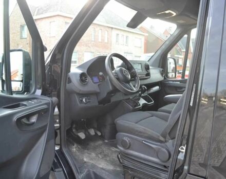 Черный Мерседес Sprinter, объемом двигателя 2.2 л и пробегом 30 тыс. км за 11000 $, фото 9 на Automoto.ua