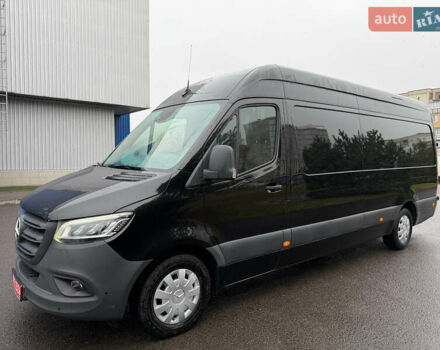 Черный Мерседес Sprinter, объемом двигателя 2.14 л и пробегом 400 тыс. км за 28000 $, фото 4 на Automoto.ua