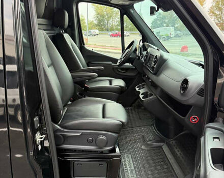 Мерседес Sprinter 2019 в Киеве на Automoto.ua Черный Мерседес Sprinter, объемом двигателя 3 л и пробегом 100 тыс. км за 47999 $, фото 17 на Automoto.ua