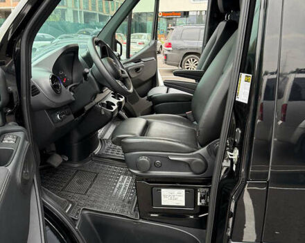 Мерседес Sprinter 2019 в Киеве на Automoto.ua Черный Мерседес Sprinter, объемом двигателя 3 л и пробегом 100 тыс. км за 47999 $, фото 16 на Automoto.ua