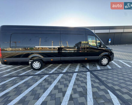 Черный Мерседес Sprinter, объемом двигателя 0 л и пробегом 430 тыс. км за 44977 $, фото 15 на Automoto.ua