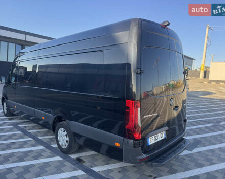 Черный Мерседес Sprinter, объемом двигателя 0 л и пробегом 430 тыс. км за 44977 $, фото 19 на Automoto.ua