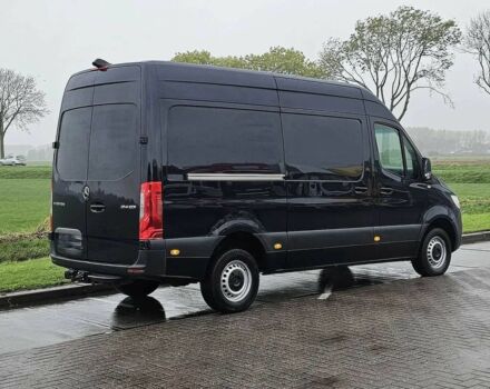 Черный Мерседес Sprinter, объемом двигателя 2.2 л и пробегом 31 тыс. км за 11000 $, фото 2 на Automoto.ua