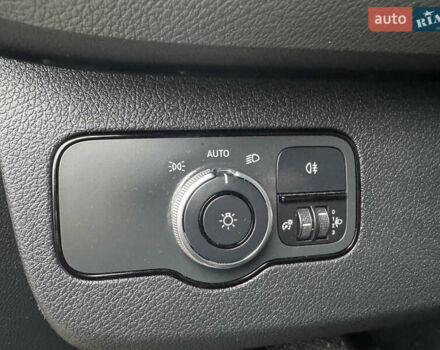 Черный Мерседес Sprinter, объемом двигателя 2.2 л и пробегом 288 тыс. км за 27700 $, фото 15 на Automoto.ua