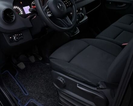 Чорний Мерседес Sprinter, об'ємом двигуна 2.1 л та пробігом 171 тис. км за 30130 $, фото 6 на Automoto.ua