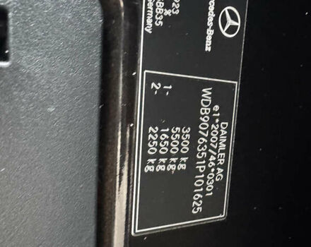 Черный Мерседес Sprinter, объемом двигателя 2.2 л и пробегом 288 тыс. км за 27700 $, фото 13 на Automoto.ua