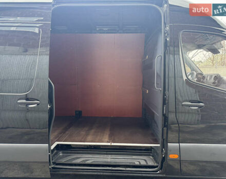 Черный Мерседес Sprinter, объемом двигателя 2.2 л и пробегом 288 тыс. км за 27700 $, фото 21 на Automoto.ua