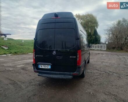 Черный Мерседес Sprinter, объемом двигателя 2.2 л и пробегом 282 тыс. км за 22800 $, фото 6 на Automoto.ua