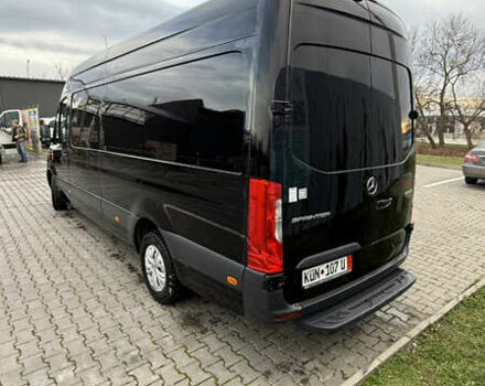Черный Мерседес Sprinter, объемом двигателя 2.14 л и пробегом 170 тыс. км за 28975 $, фото 4 на Automoto.ua
