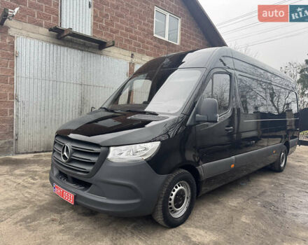 Черный Мерседес Sprinter, объемом двигателя 2.2 л и пробегом 288 тыс. км за 27700 $, фото 11 на Automoto.ua