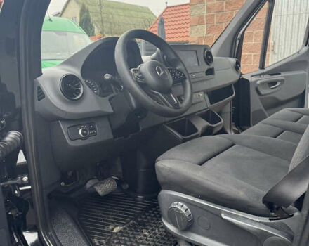 Черный Мерседес Sprinter, объемом двигателя 2.2 л и пробегом 288 тыс. км за 27700 $, фото 14 на Automoto.ua