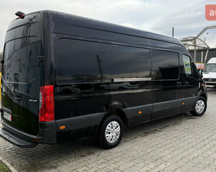 Черный Мерседес Sprinter, объемом двигателя 2.14 л и пробегом 170 тыс. км за 28975 $, фото 6 на Automoto.ua