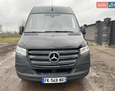 Черный Мерседес Sprinter, объемом двигателя 2.2 л и пробегом 204 тыс. км за 27500 $, фото 3 на Automoto.ua