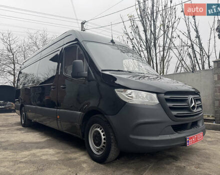 Черный Мерседес Sprinter, объемом двигателя 2.2 л и пробегом 288 тыс. км за 27700 $, фото 4 на Automoto.ua