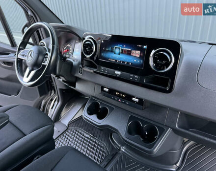 Черный Мерседес Sprinter, объемом двигателя 2 л и пробегом 259 тыс. км за 31900 $, фото 175 на Automoto.ua