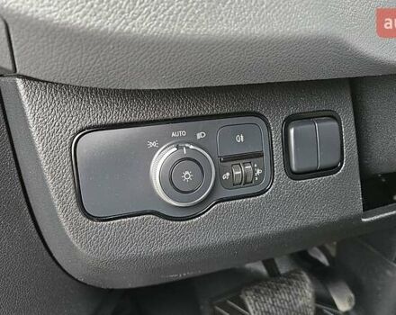 Чорний Мерседес Sprinter, об'ємом двигуна 1.95 л та пробігом 272 тис. км за 27550 $, фото 18 на Automoto.ua