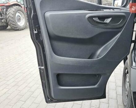 Чорний Мерседес Sprinter, об'ємом двигуна 1.95 л та пробігом 272 тис. км за 27550 $, фото 15 на Automoto.ua