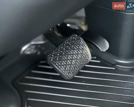 Черный Мерседес Sprinter, объемом двигателя 2 л и пробегом 259 тыс. км за 31900 $, фото 154 на Automoto.ua