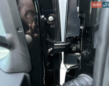 Черный Мерседес Sprinter, объемом двигателя 2 л и пробегом 259 тыс. км за 31900 $, фото 194 на Automoto.ua