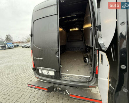Чорний Мерседес Sprinter, об'ємом двигуна 0 л та пробігом 270 тис. км за 29999 $, фото 8 на Automoto.ua
