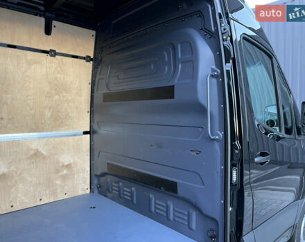 Черный Мерседес Sprinter, объемом двигателя 2 л и пробегом 259 тыс. км за 31900 $, фото 128 на Automoto.ua