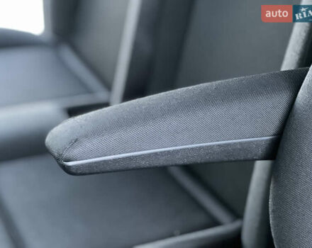 Черный Мерседес Sprinter, объемом двигателя 2 л и пробегом 259 тыс. км за 31900 $, фото 155 на Automoto.ua