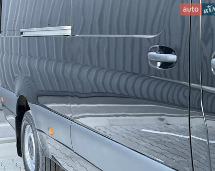 Черный Мерседес Sprinter, объемом двигателя 2 л и пробегом 259 тыс. км за 31900 $, фото 77 на Automoto.ua