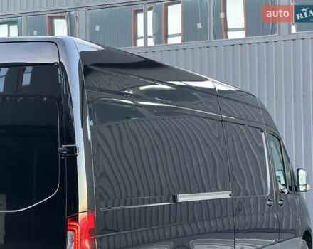 Черный Мерседес Sprinter, объемом двигателя 2 л и пробегом 259 тыс. км за 31900 $, фото 104 на Automoto.ua