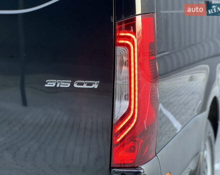 Черный Мерседес Sprinter, объемом двигателя 2 л и пробегом 259 тыс. км за 31900 $, фото 105 на Automoto.ua