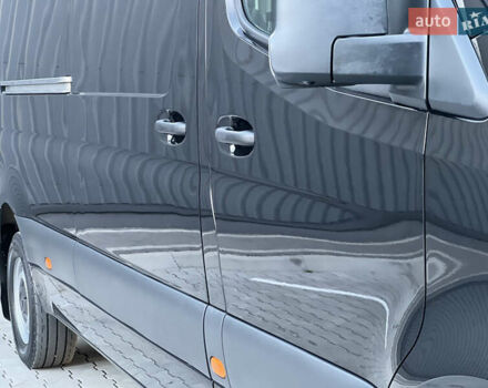 Черный Мерседес Sprinter, объемом двигателя 2 л и пробегом 259 тыс. км за 31900 $, фото 76 на Automoto.ua