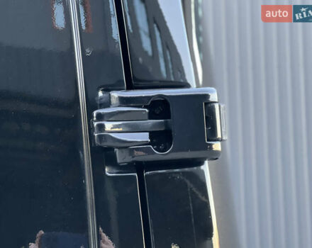 Черный Мерседес Sprinter, объемом двигателя 2 л и пробегом 259 тыс. км за 31900 $, фото 100 на Automoto.ua