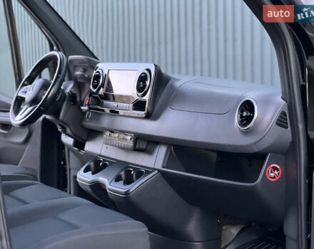 Черный Мерседес Sprinter, объемом двигателя 2 л и пробегом 259 тыс. км за 31900 $, фото 161 на Automoto.ua