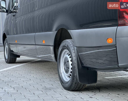 Черный Мерседес Sprinter, объемом двигателя 2 л и пробегом 259 тыс. км за 31900 $, фото 90 на Automoto.ua