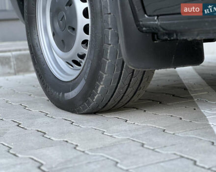 Черный Мерседес Sprinter, объемом двигателя 2 л и пробегом 259 тыс. км за 31900 $, фото 95 на Automoto.ua