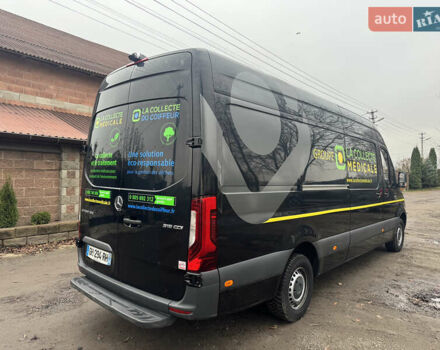 Черный Мерседес Sprinter, объемом двигателя 0 л и пробегом 230 тыс. км за 33500 $, фото 5 на Automoto.ua