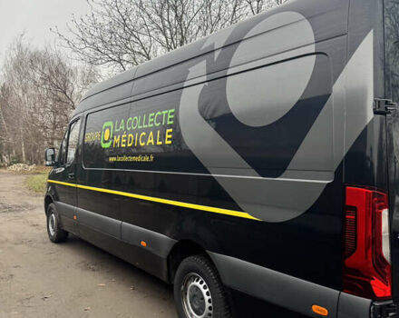 Черный Мерседес Sprinter, объемом двигателя 0 л и пробегом 230 тыс. км за 33500 $, фото 4 на Automoto.ua