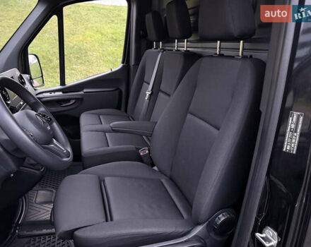 Черный Мерседес Sprinter, объемом двигателя 2.14 л и пробегом 28 тыс. км за 32900 $, фото 12 на Automoto.ua