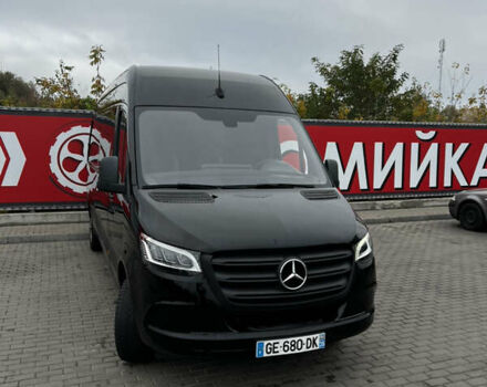 Черный Мерседес Sprinter, объемом двигателя 2 л и пробегом 268 тыс. км за 33800 $, фото 1 на Automoto.ua