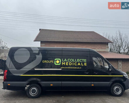Черный Мерседес Sprinter, объемом двигателя 0 л и пробегом 230 тыс. км за 33500 $, фото 3 на Automoto.ua