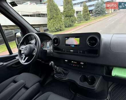 Черный Мерседес Sprinter, объемом двигателя 2.14 л и пробегом 28 тыс. км за 32900 $, фото 6 на Automoto.ua