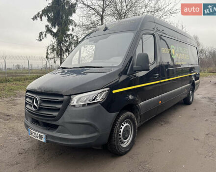 Черный Мерседес Sprinter, объемом двигателя 0 л и пробегом 230 тыс. км за 33500 $, фото 1 на Automoto.ua