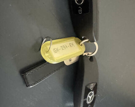 Черный Мерседес Sprinter, объемом двигателя 0 л и пробегом 230 тыс. км за 33500 $, фото 12 на Automoto.ua