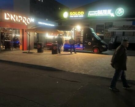 Чорний Мерседес Sprinter, об'ємом двигуна 2.15 л та пробігом 100 тис. км за 19000 $, фото 7 на Automoto.ua
